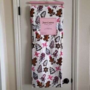 Juicy Couture Gingerbread Christmas Printed Plush Throw Blanket 60 x 70
